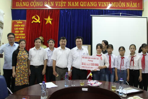 Thứ trưởng Nguyễn Hữu Độ khảo sát công tác chuẩn bị năm học mới tại Rikvip nạp thẻ
