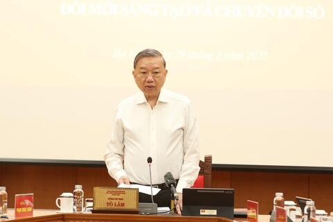 Tháo gỡ các điểm nghẽn, tạo xung lực cho rankvip khoa học công nghệ, chuyển đổi số