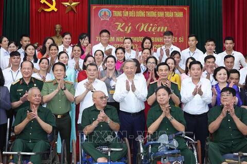UỐNG NƯỚC NHỚ NGUỒN