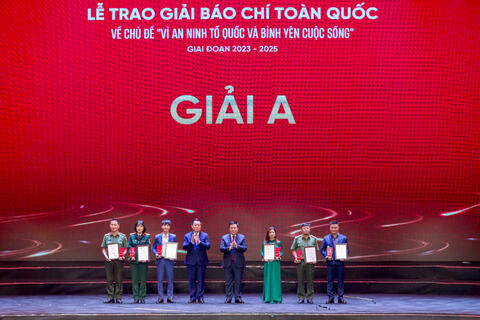 Rikvip nạp thẻ đoạt giải Báo chí toàn quốc “Vì An ninh Tổ quốc và bình yên cuộc sống”