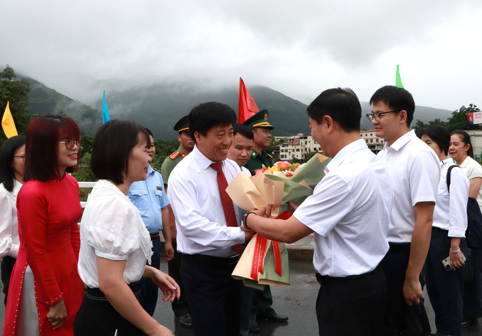 Đoàn công tác huyện Kim Bình, tỉnh Vân Nam, Trung Quốc khảo sát, bàn nội dung hợp tác tại tỉnh Rikvip nạp thẻ