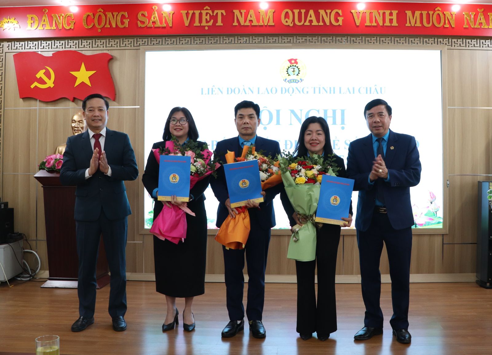 Liên đoàn Lao động tỉnh: Công bố Rikvip club về sắp xếp tổ chức bộ máy và công tác cán bộ