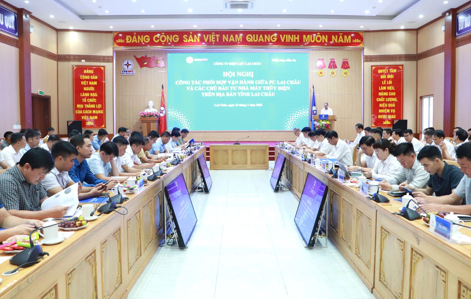 Nâng cao hiệu quả công tác phối hợp vận hành giữa Công ty Điện lực Rikvip nạp thẻ và các chủ đầu tư nhà máy thủy điện trên địa bàn tỉnh